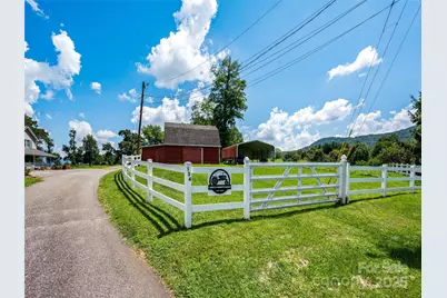 134 Lone Oak Drive, Clyde, NC 28721 - Photo 47