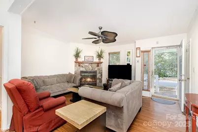 8031 Gera Emma Drive, Charlotte, NC 28215 - Photo 5