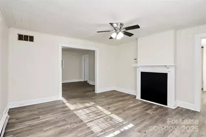 826 Cantwell Street, Charlotte, NC 28208 - Photo 1