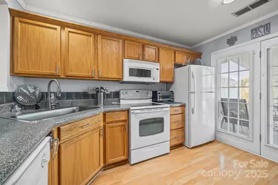 791 Rock Lake Glen Drive, Fort Mill, SC 29715 - Photo 13