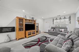 791 Rock Lake Glen Dr, Fort Mill, SC 29715 - Photo 5