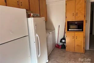 1623 Kimberly Dr, Gastonia, NC 28052 - Photo 5