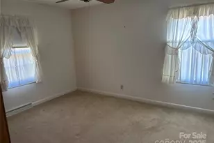 1623 Kimberly Dr, Gastonia, NC 28052 - Photo 9