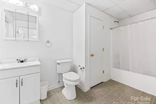 405 Crowfields Dr, Asheville, NC 28803 - Photo 35