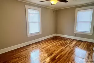 328 11th St SW, Hickory, NC 28602 - Photo 13