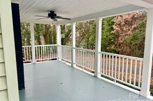 328 11th St SW, Hickory, NC 28602 - Photo 3