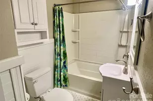 328 11th St SW, Hickory, NC 28602 - Photo 11