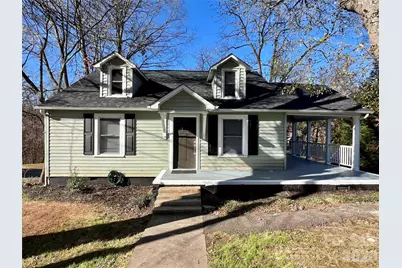 328 11th Street SW, Hickory, NC 28602 - Photo 1