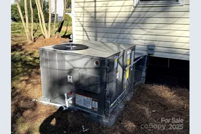 1208 N Ashe Avenue, Newton, NC 28658 - Photo 17