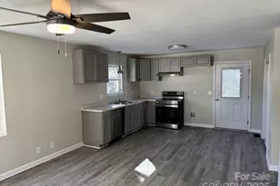 1208 N Ashe Ave, Newton, NC 28658 - Photo 5