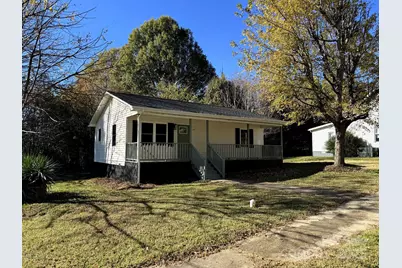 1208 N Ashe Avenue, Newton, NC 28658 - Photo 1