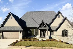 15 Evian Ct, Asheville, NC 28804 - Photo 1