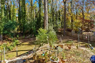 721 Ascot Dr, Charlotte, NC 28215 - Photo 21