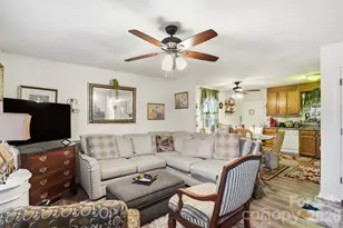 721 Ascot Dr, Charlotte, NC 28215 - Photo 1