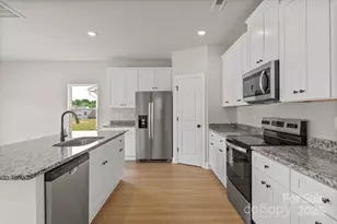 3324 Fox Hall Dr, Gastonia, NC 28052 - Photo 7