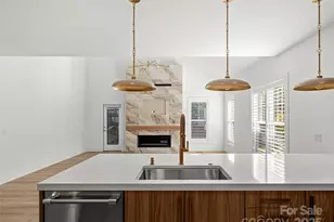 1501 Kentmere Ln, Asheville, NC 28803 - Photo 11