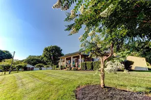 253 Suncrest Rd, Cherryville, NC 28021 - Photo 3