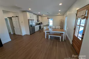 24 Woodrow Ave, Asheville, NC 28801 - Photo 5