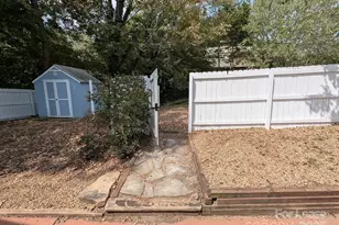 24 Woodrow Ave, Asheville, NC 28801 - Photo 23