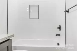 5751 Selkirk Dr, Hickory, NC 28601 - Photo 19