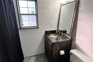 117 Robinson Ave, Matthews, NC 28104 - Photo 15