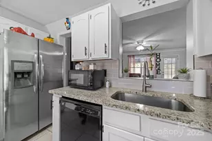 708 Raindrops Rd, Gastonia, NC 28054 - Photo 7