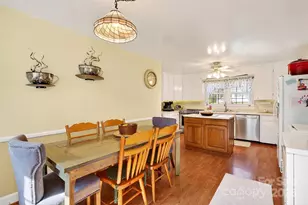 43 Hemlock Ave, Spruce Pine, NC 28777 - Photo 5