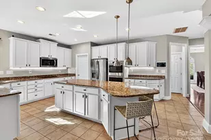 300 Brookridge Dr, Mount Holly, NC 28120 - Photo 13