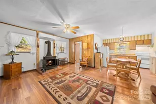 2959/2961 Bearwallow Mountain Rd, Hendersonville, NC 28792 - Photo 11