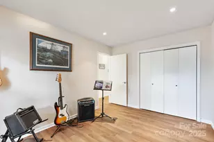 8025 Crockett Ln, Charlotte, NC 28270 - Photo 23