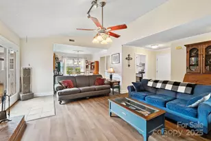 8025 Crockett Ln, Charlotte, NC 28270 - Photo 9