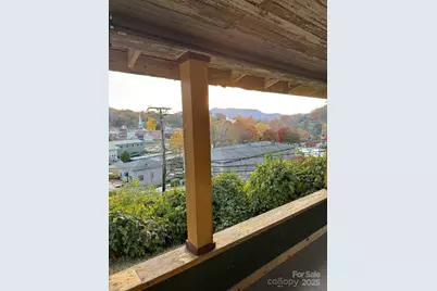 16 Drury Lane, Sylva, NC 28779 - Photo 5