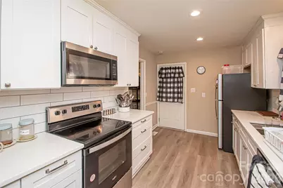 1741 Dallas Avenue, Charlotte, NC 28205 - Photo 21