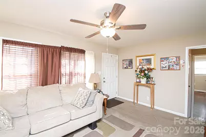 1741 Dallas Avenue, Charlotte, NC 28205 - Photo 15