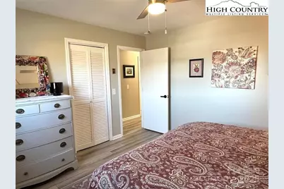 411 Poplar Avenue, West Jefferson, NC 28694 - Photo 11