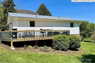 411 Poplar Ave, West Jefferson, NC 28694 - Photo 21