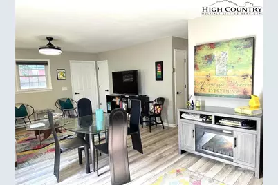 411 Poplar Avenue, West Jefferson, NC 28694 - Photo 9