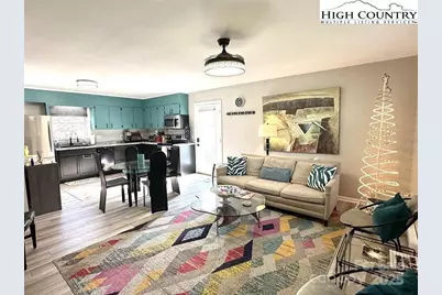 411 Poplar Avenue, West Jefferson, NC 28694 - Photo 5