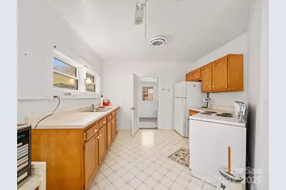 321 Lyle Lane, Green Mountain, NC 28740 - Photo 27