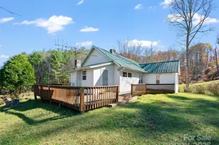 321 Lyle Ln, Green Mountain, NC 28740 - Photo 35