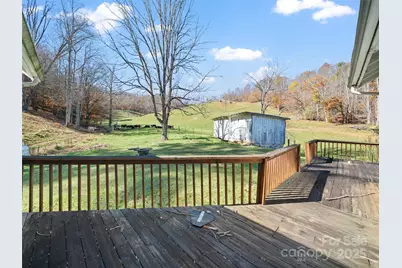 321 Lyle Lane, Green Mountain, NC 28740 - Photo 37