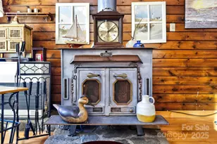 36 Mitchell View Rd, Bakersville, NC 28705 - Photo 3