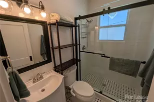 28 Woodrow Ave, Asheville, NC 28801 - Photo 21