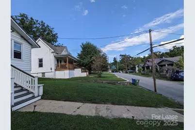 28 Woodrow Avenue, Asheville, NC 28801 - Photo 5