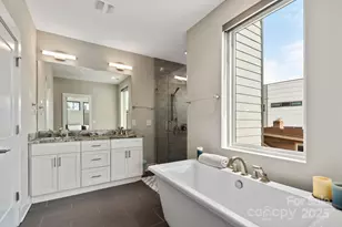 924 Westbrook Dr, Charlotte, NC 28202 - Photo 25