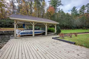 572 N E Shore Dr, Lake Toxaway, NC 28747 - Photo 33