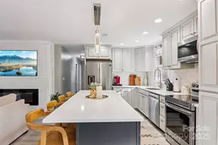 199 Davis Cove Rd, Waynesville, NC 28786 - Photo 1