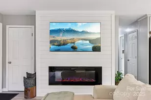 199 Davis Cove Rd, Waynesville, NC 28786 - Photo 9