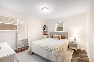 2333 Birchcrest Dr, Charlotte, NC 28205 - Photo 17