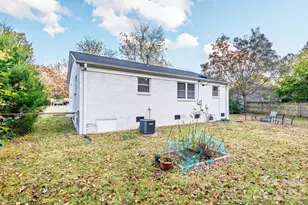 2333 Birchcrest Dr, Charlotte, NC 28205 - Photo 21